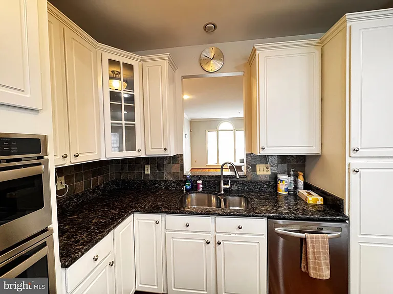 13 Fire Princess Ct — Photo 25