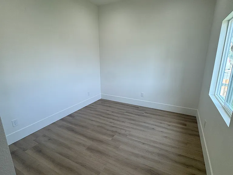 8847 Isora St — Photo 20