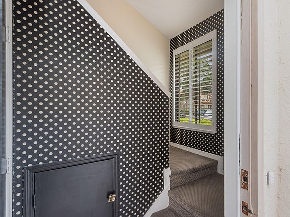 3rd image of 975 Country Club Dr #125