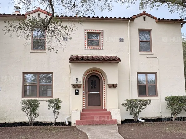 10 Main Cir #351, Universal City, TX 78148