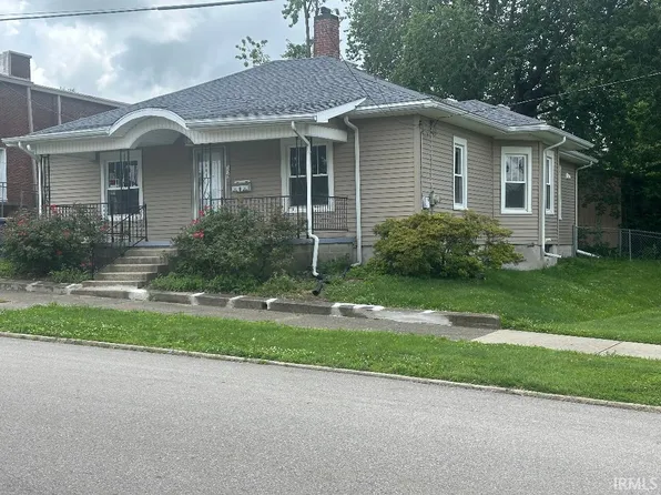 305 N Seminary St, Princeton, IN 47670