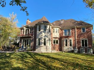 614 Hillside Rd, Glenview, IL 60025