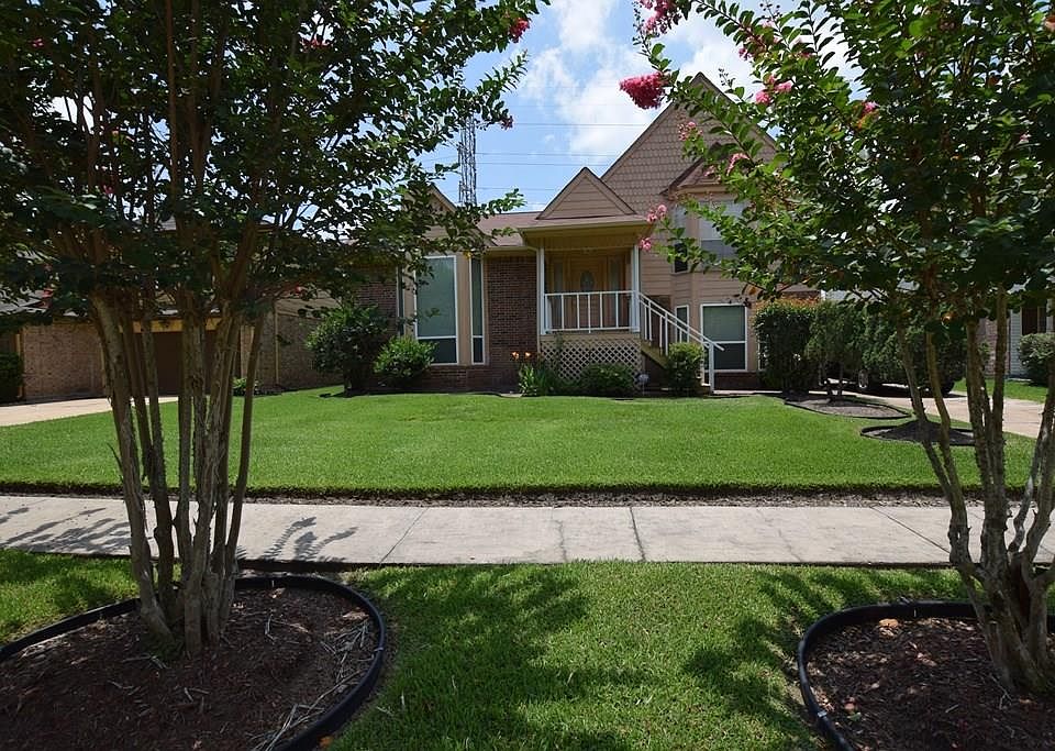 1st image of 8411 Quail Crest Dr