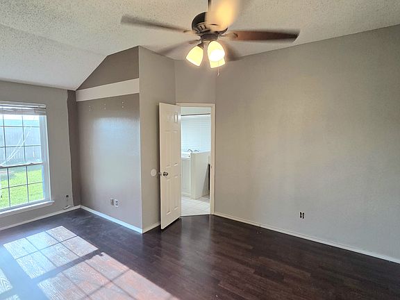3rd image of 3305 Cathedral Dr
