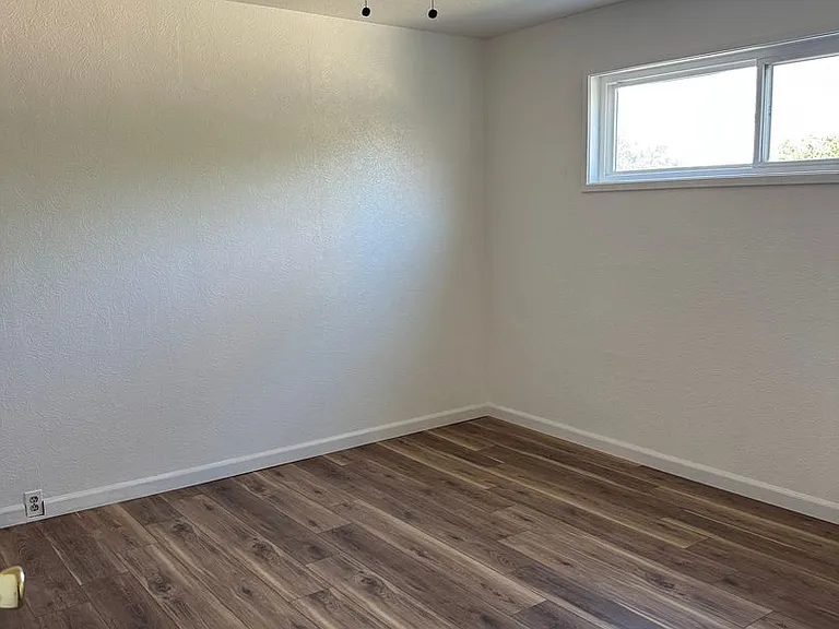 14944 Badger Flat Rd — Photo 3