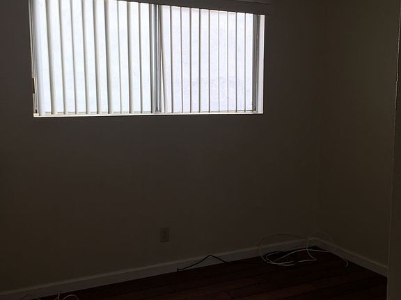4th image of 58 N Ann St APT 9