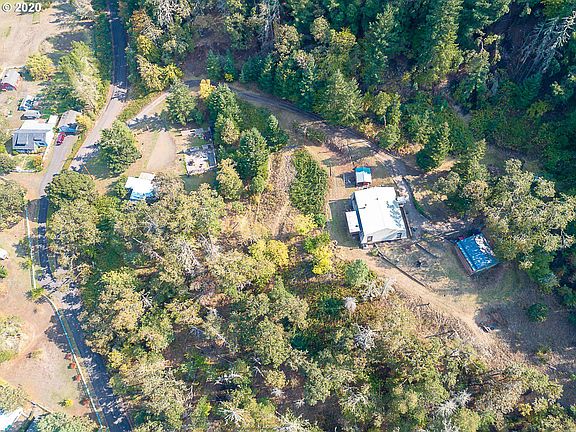 4th image of 331 Hemlock Ln