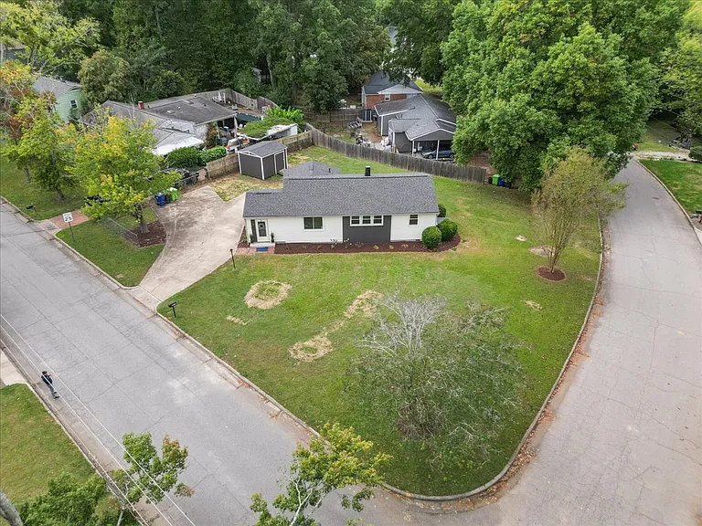 3437 Apache Dr — Photo 29
