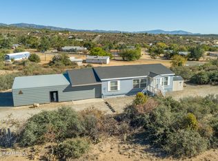 7435 W Betty Lue Ln, Kirkland, AZ 86332