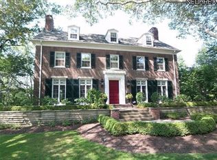2647 Berkshire Rd, Cleveland Heights, OH 44106