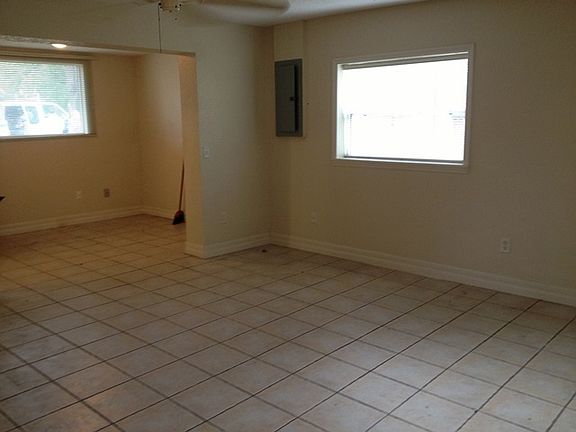 2nd image of 332 12th St #B