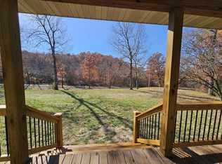 42 Whitaker Loop, Isabella, MO 65676