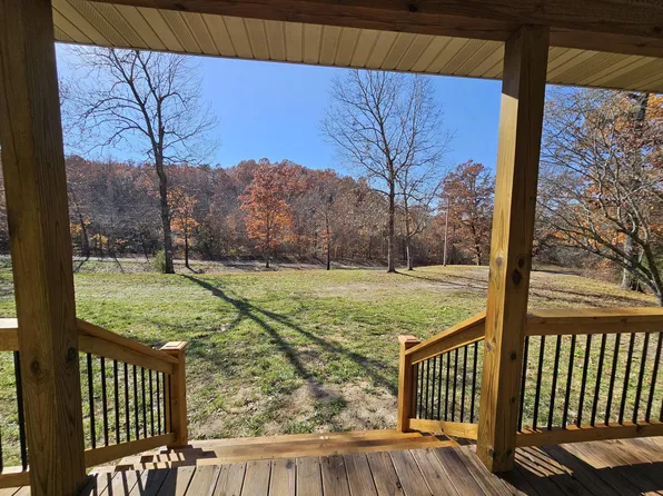 42 Whitaker Loop, Isabella, MO 65676