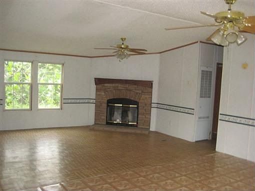 4th image of 1159 County Road 1067