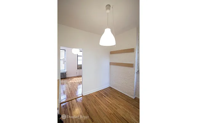 Rented by Douglas Elliman | media 19