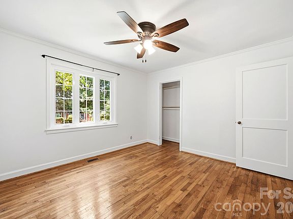 4th image of 1833 Jameston Dr