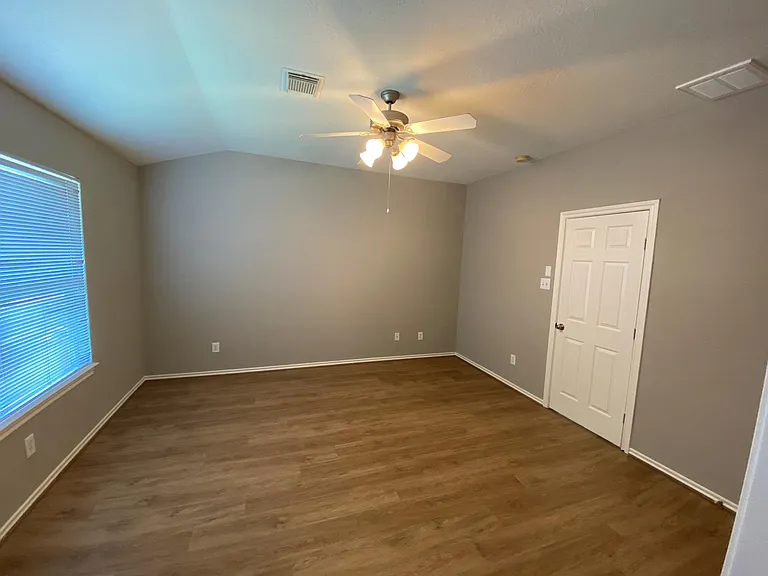 17234 Oakwood Chase Dr — Photo 11