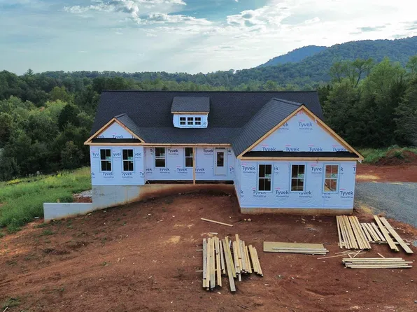 1565 Pea Ridge Rd, Stanardsville, VA 22973