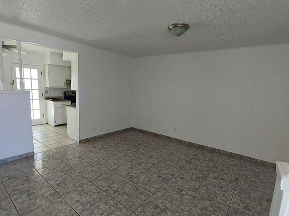 5th image of 2212 Cumbre Negra St