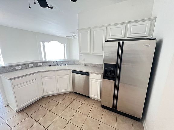 4th image of 351 Vermillion Dr