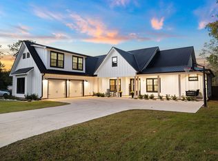 118 Waterside Ln, Freeport, FL 32439
