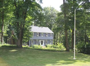 25 Eastwood Dr, Madison, CT 06443