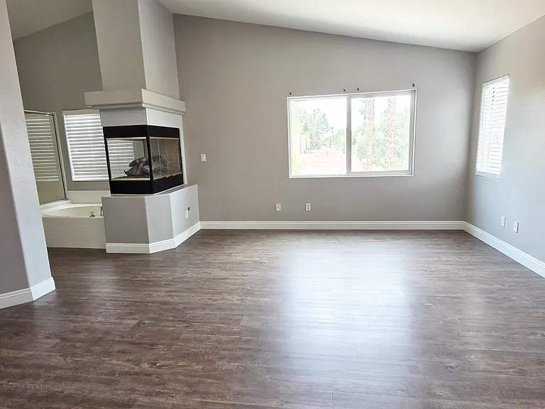 9946 Burton Lake Ct — Photo 34