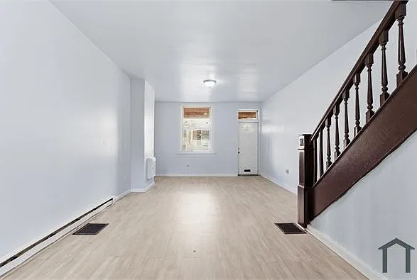 862 E Cornwall St — Photo 20