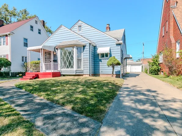 9819 S Highland Ave, Garfield Heights, OH 44125