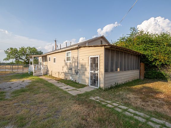 2nd image of 224 Thelka