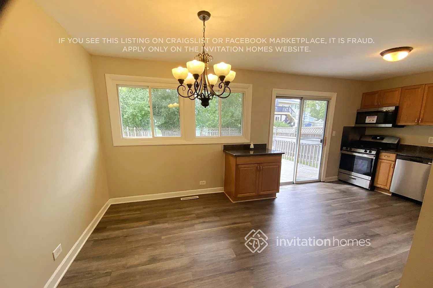 1563 S Tyler Rd Saint Charles, IL 60174 — Photo 3