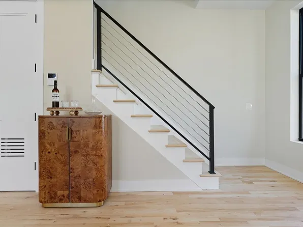 10 Prescott Street image 9 of 28