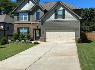 5716 Shore Isle Ct, Flowery Branch, GA 30542