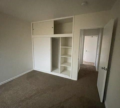 4th image of 7031 S La Cienega Blvd