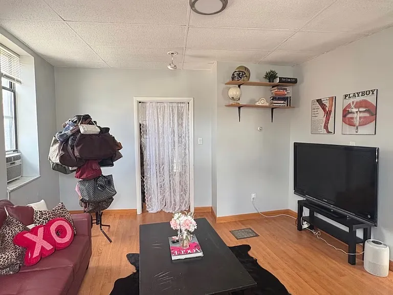 403 Semple St #C — Photo 3