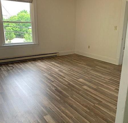 4th image of 336 Harvey Ave Unit A