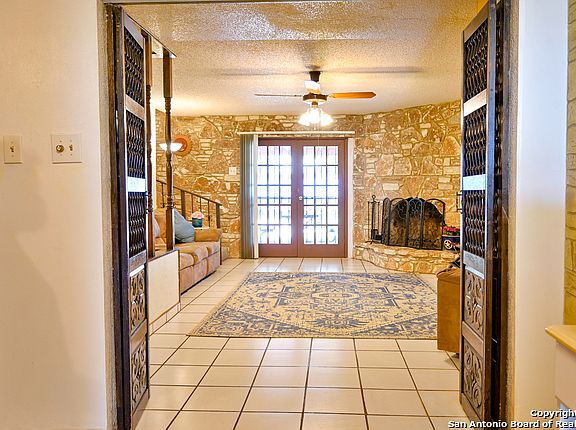 5th image of 1431 W Ackard Pl