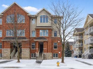 255 Deercroft Ave, Ottawa, ON K2J0A1