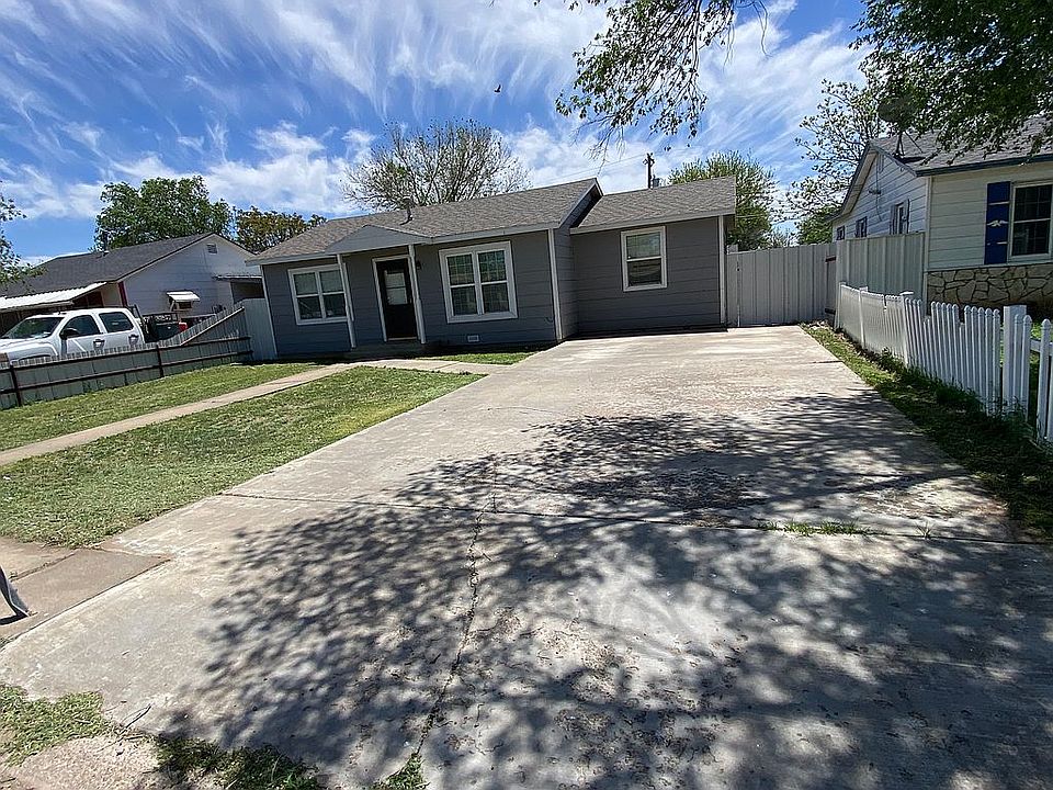 1st image of 4304 SE 12th Ave