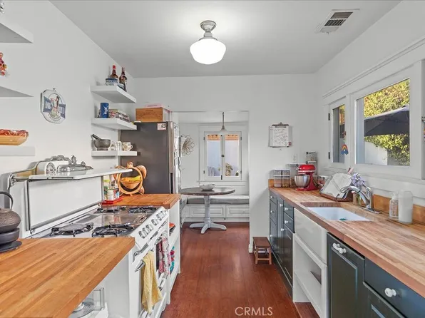 5121 Irvington Pl, Los Angeles, CA 90042