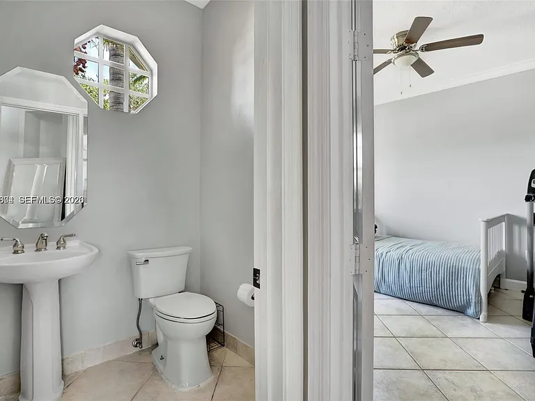 13813 NW 21st St — Photo 24