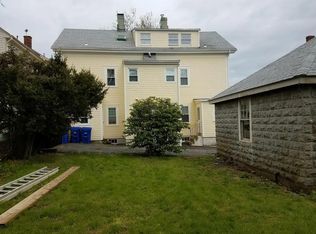 32 Dearborn St APT 5, Newport, RI 02840