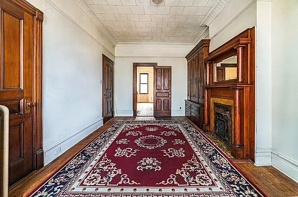 Sold by Block & Lot Real Estate | media 15