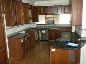 4th image of 5962 Bella Vista Dr #1