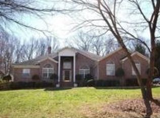 9020 Ranch View Ct, Matthews, NC 28104