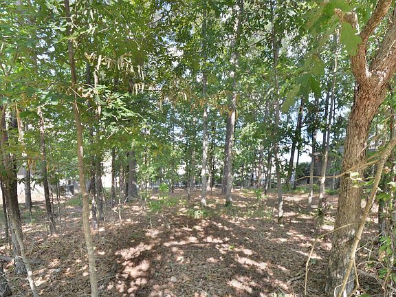 5th image of LOT 14 Gardens Gate Cir