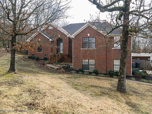 4th image of 1222 Brookside Dr