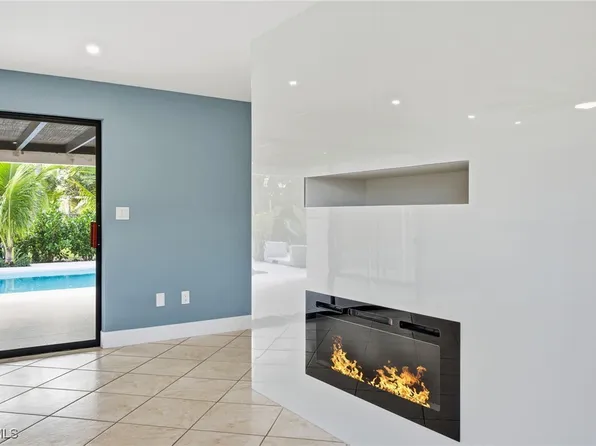 1560 Ricardo Ave, Fort Myers, FL 33901