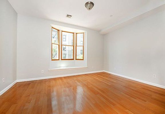 4th image of 505 W 144th St #3