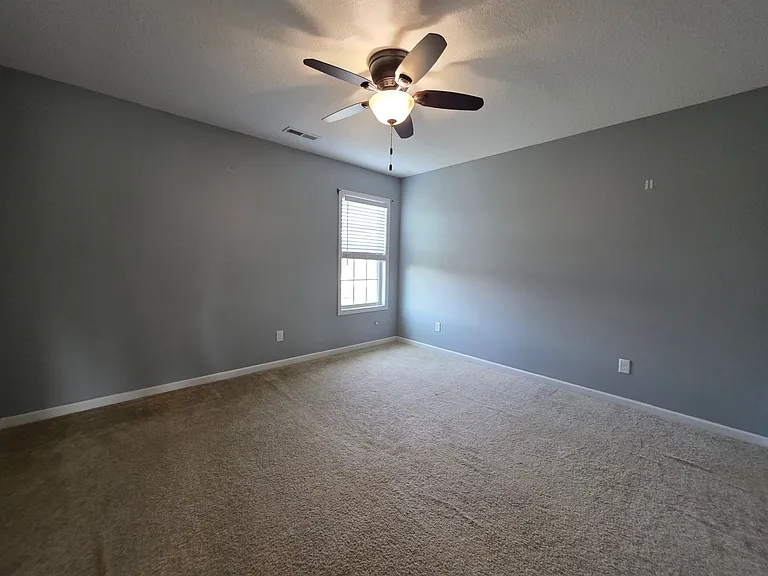 702 Appling Ct — Photo 18